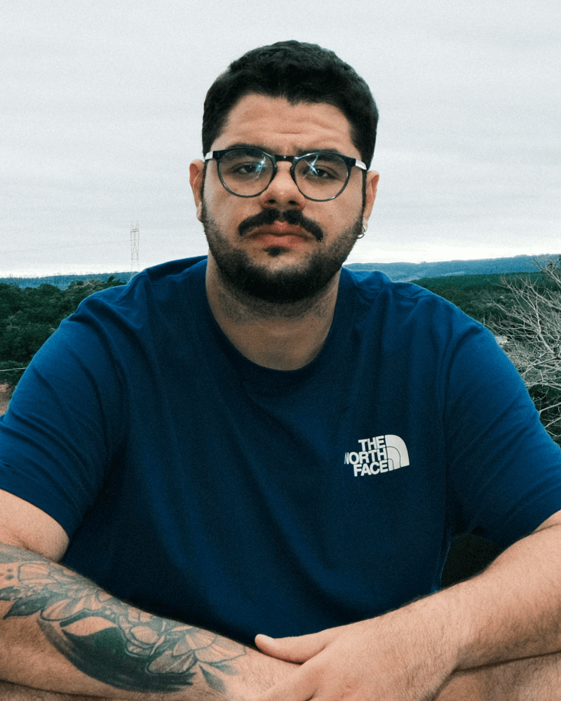 Portrait photo of Vinicius Ribeiro